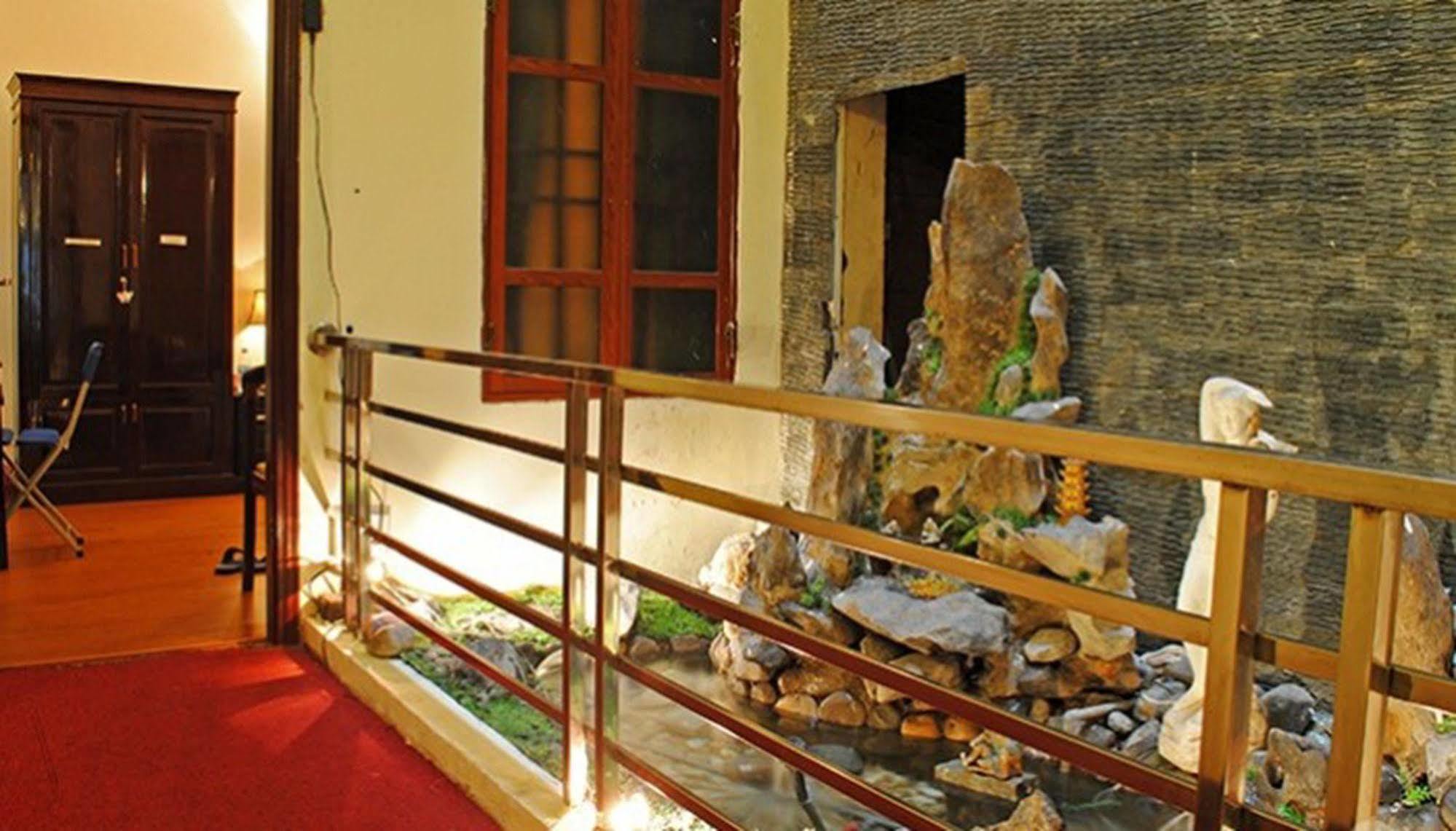 A25 Hotel - 38 Hang Thiec Hanoi Zewnętrze zdjęcie